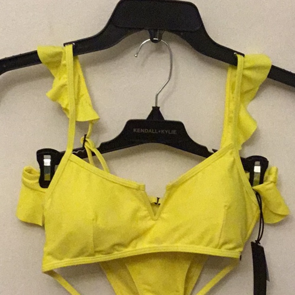 Kendall-Kyle Neon yellow ruffle bikini set NWT. - Picture 2 of 4